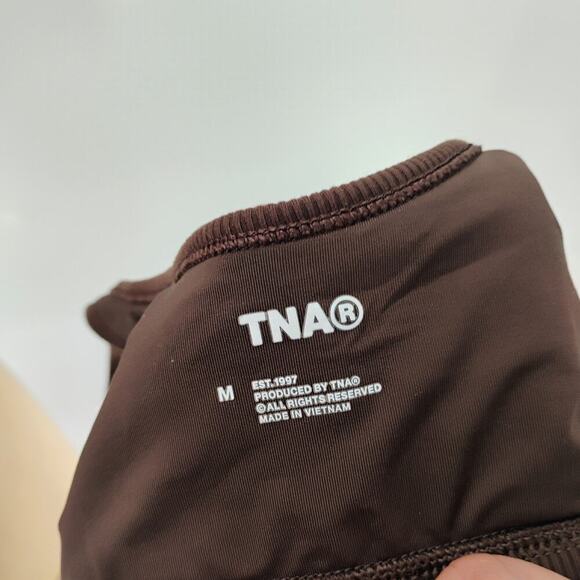 TNA brown sleevless tank cropped womens Size: M - Picture 13 of 15